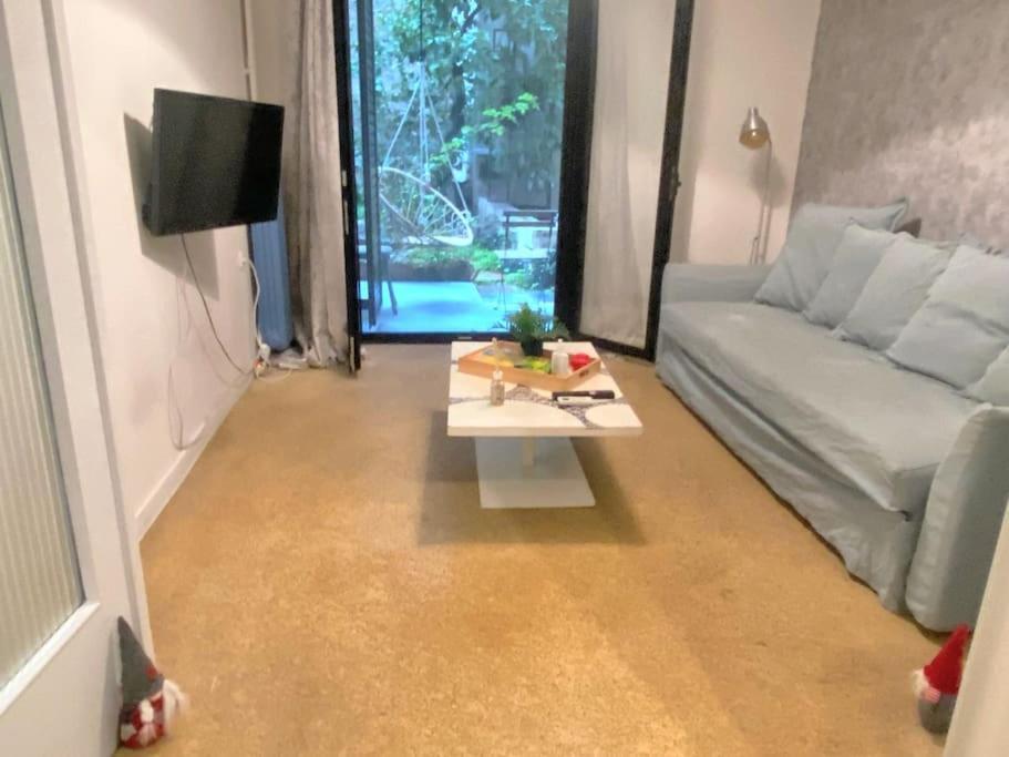 Downtown Apt With Garden In Plaka Appartement Athene Buitenkant foto